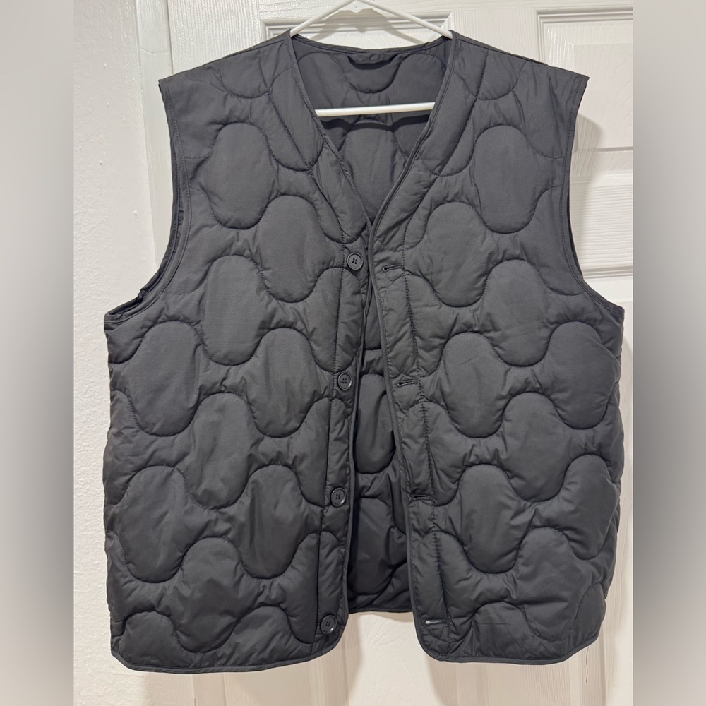 H&M Quilted Black Vest